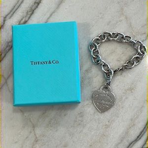 Tiffany & Co Heart Chain Bracelet